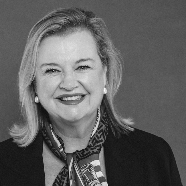 Fiona Dalton — host of Luxury Unpacked